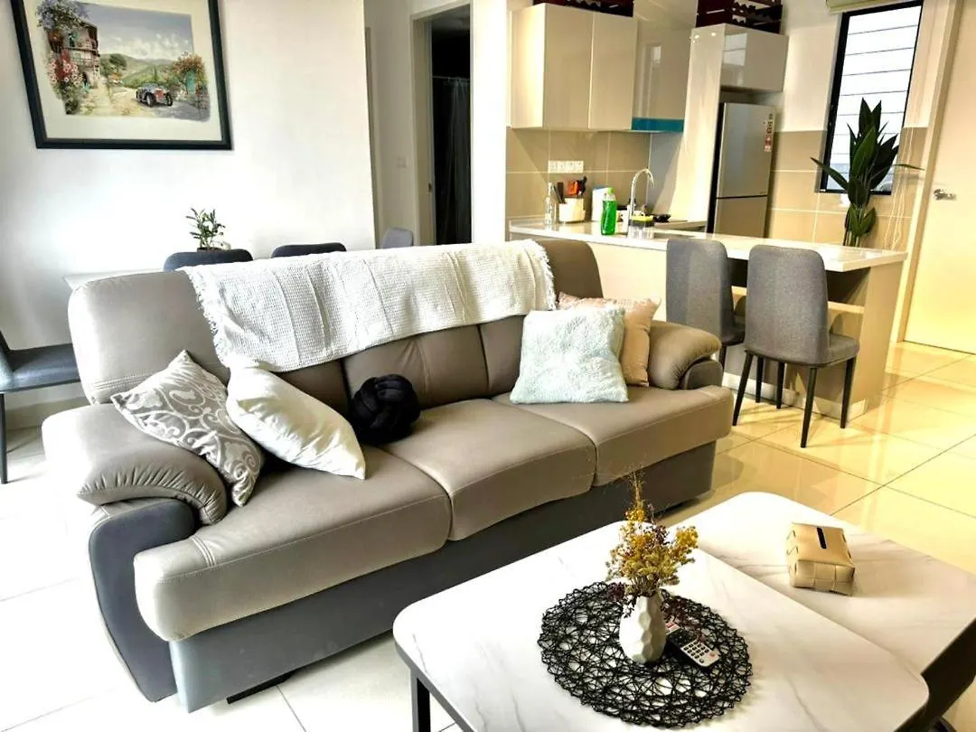 3R3B Klcity Centreview Kuala Lumpur